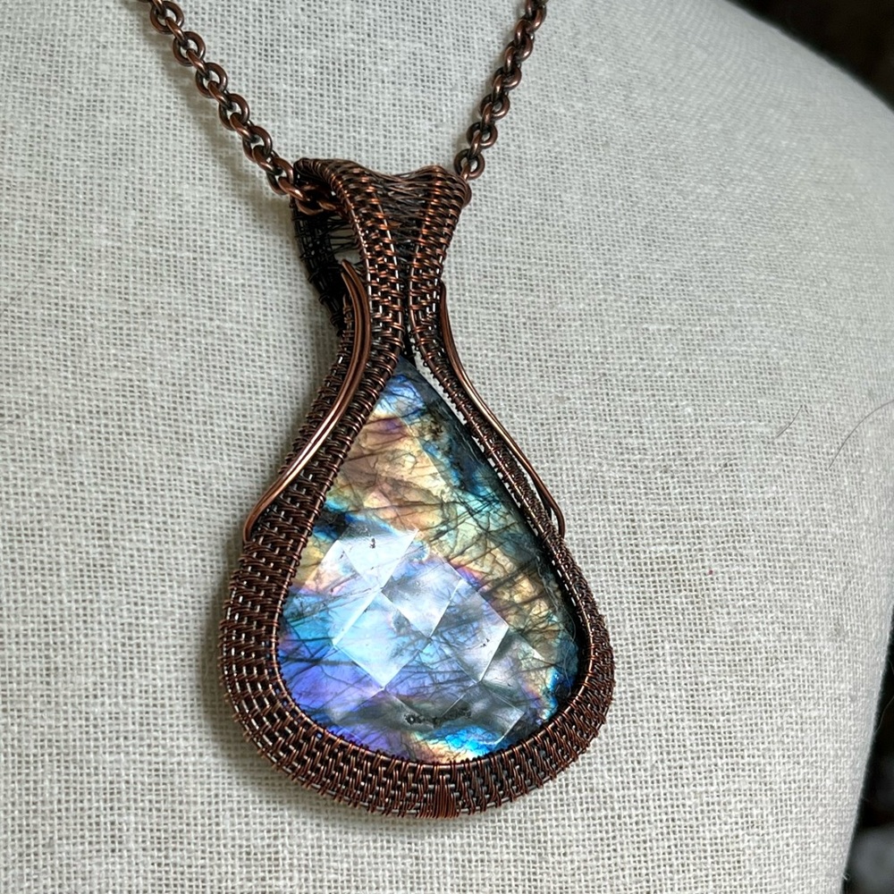 Faceted Labradorite Statement Pendant - image 1